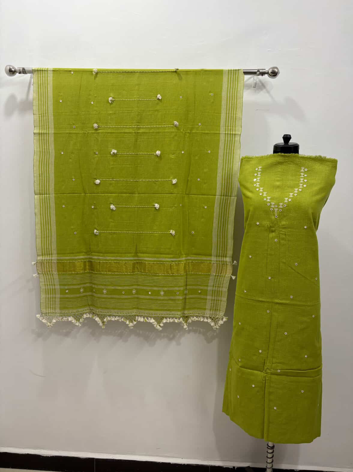 Bhujodi 3 piece suit set