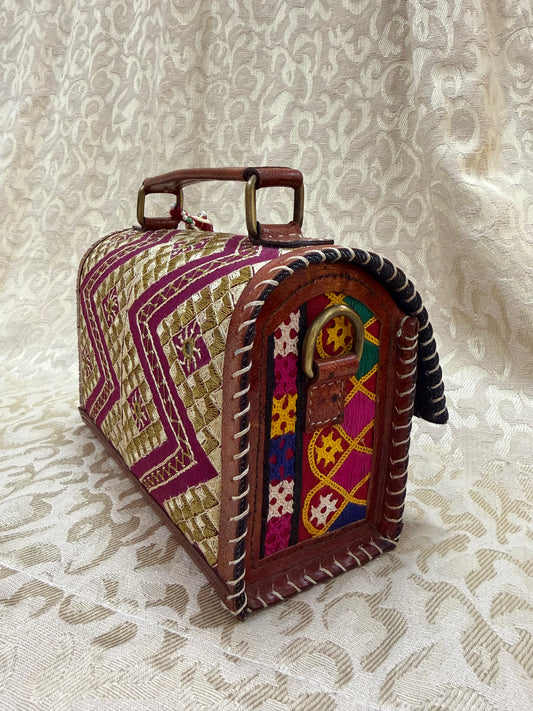 Leather Sling Bag : 4