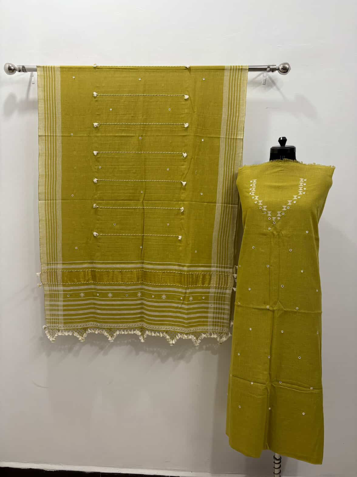 Bhujodi 3 piece suit set