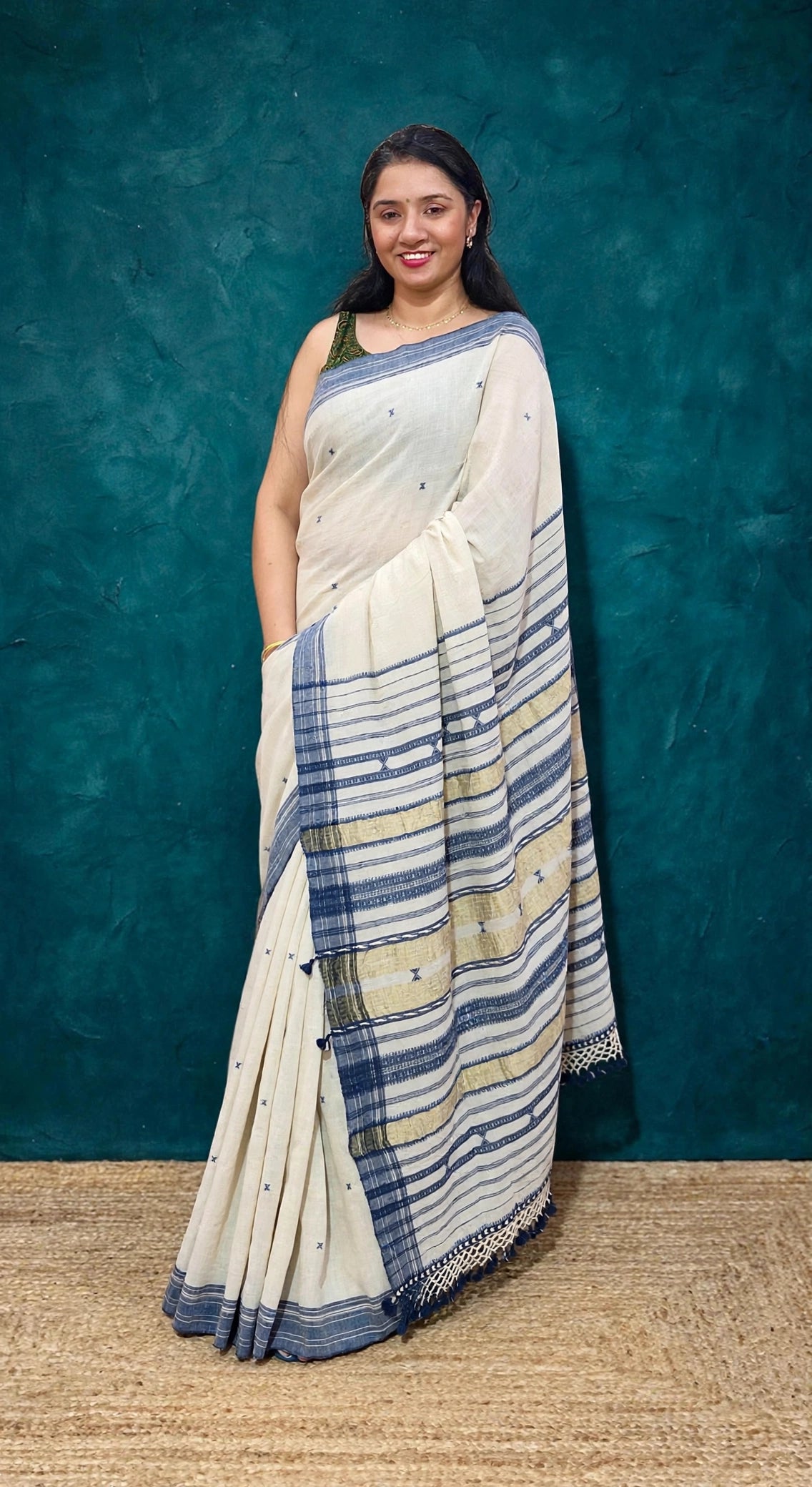 Bhujodi-Kala cotton HANDLOOM saree (subject to availability confirm before placing an order WhatsApp no : 9136956003)